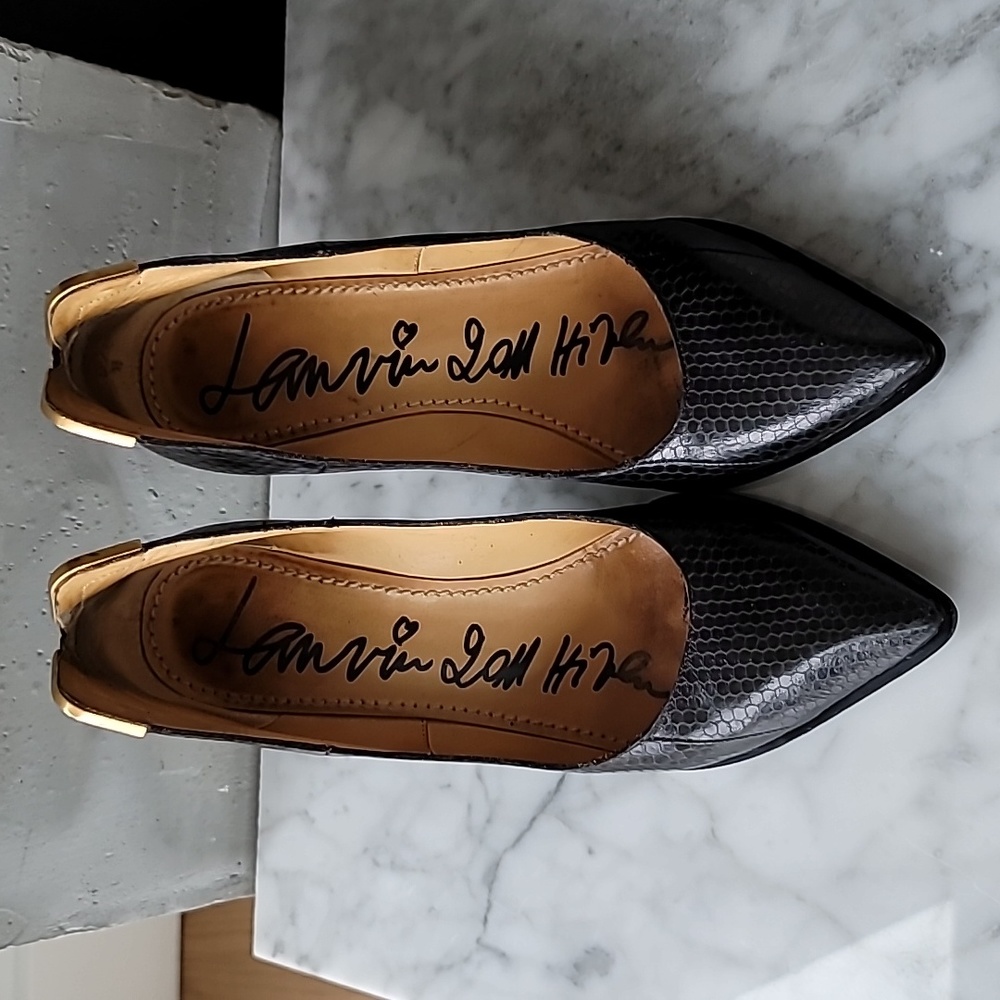 Lanvin black snakeskin heels with gold arched detailing 7 ½ - Picture 10 of 10